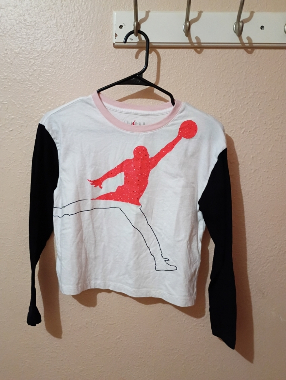 GIRL'S SIZE LARGE JORDAN LONG SLEEVE CROPPED TEE